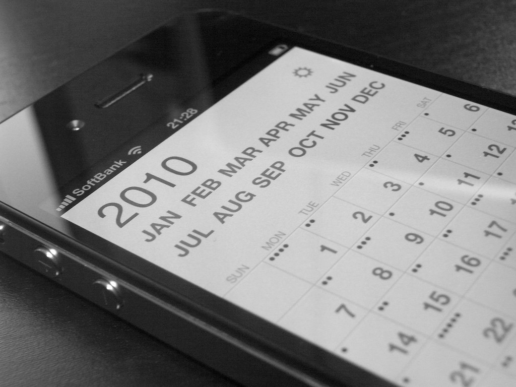 Calvetica Calendar (iPhone 4)